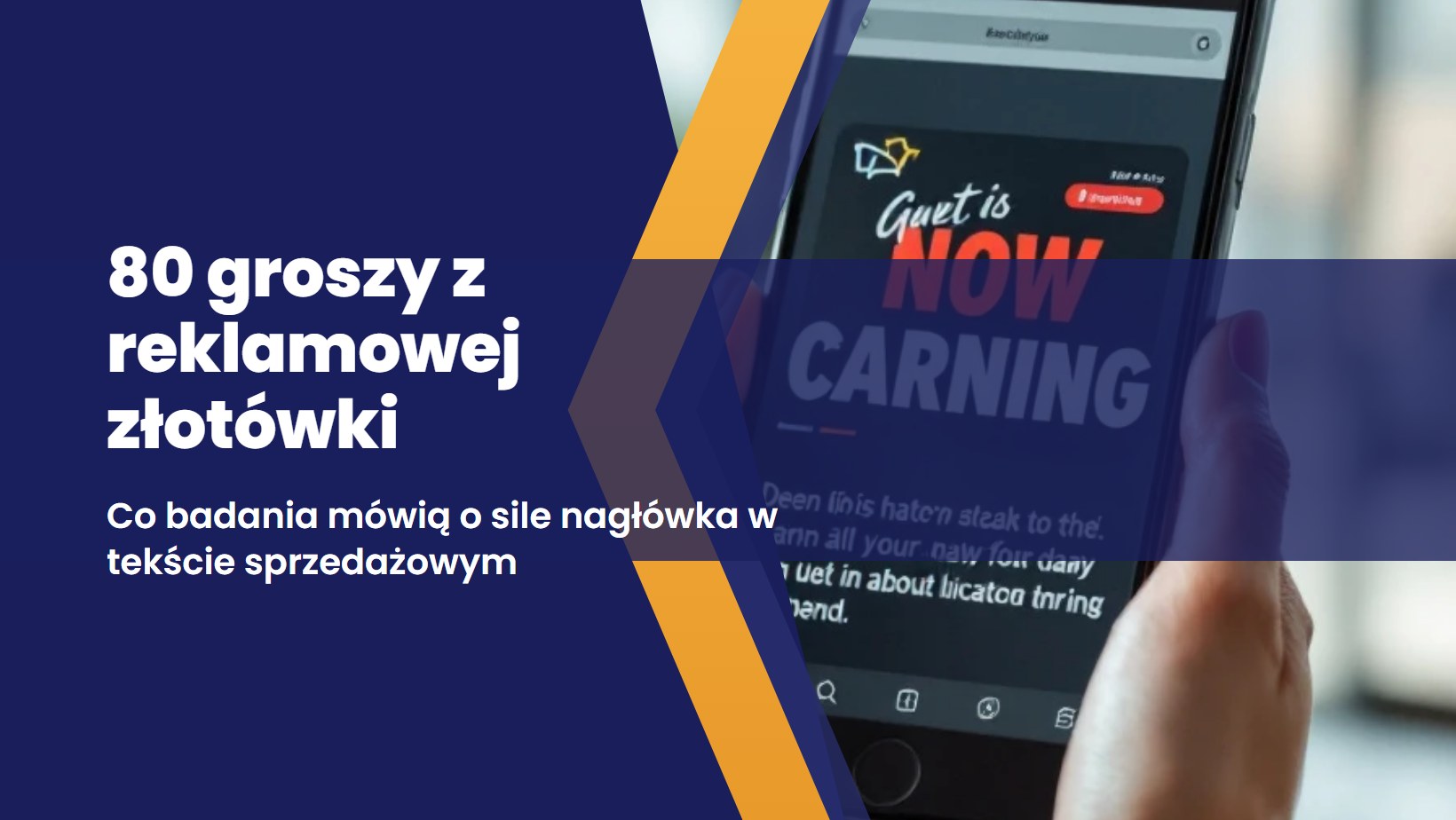kobieta czyta naglowek reklamowy na ekranie smartfona